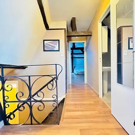 La Belle Epoque 아파트